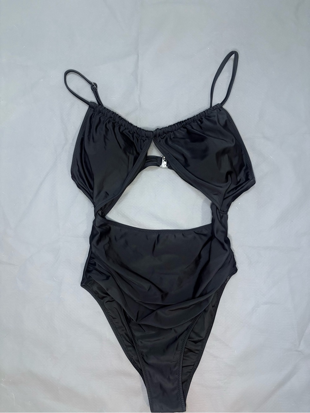 Blooming Jelly - Black Padded One-Piece Swimsuit with Sexy Front Cutout - L